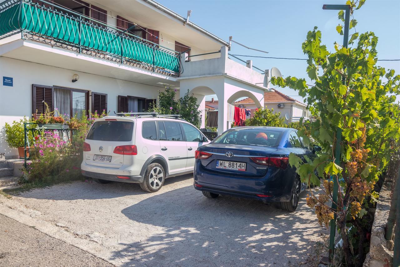 Apartment Vinka Трогир Экстерьер фото
